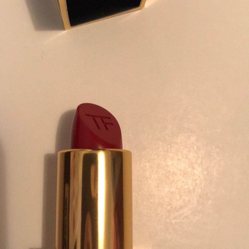 Tom Ford lipstick full size matte in Night Porter - Picture 2 of 3
